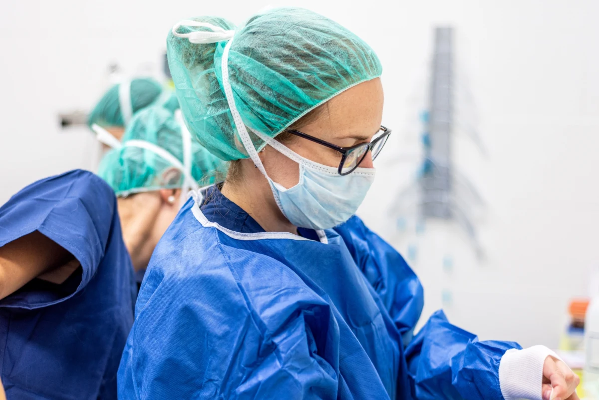 Co piąty szpital w Polsce nie uznał kwalifikacji pielęgniarek i w ten sposób nie wypłacił im gwarantowanych ustawą podwyżek. To wniosek z danych Naczelnej Rady Pielęgniarek i Położnych. Największy problem jest w województwie świętokrzyskim.