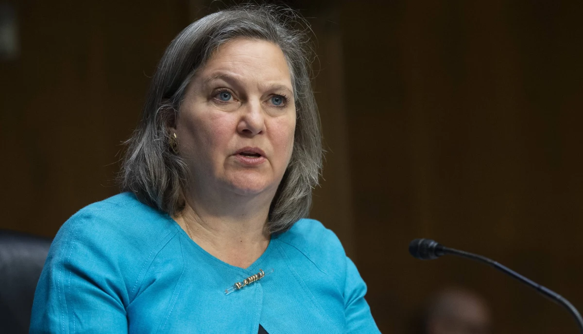 Zastępca sekretarza stanu w Departamencie Stanu USA Victoria Nuland powiedziała, że Waszyngton mógłby poprzeć złagodzenie sankcji wobec Rosji, pod warunkiem, że Moskwa spełniłaby kilka warunków, w tym m.in. wycofanie wojsk z Ukrainy.