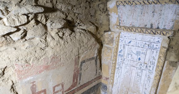 Archeolodzy twierdzą, że znaleźli pokrytą płatkami złota mumię w sarkofagu, który nie był otwierany od 4300 lat. Mumia człowieka o imieniu Hekashepes jest, jak się przypuszcza, najstarszą jak dotąd znalezioną mumią.