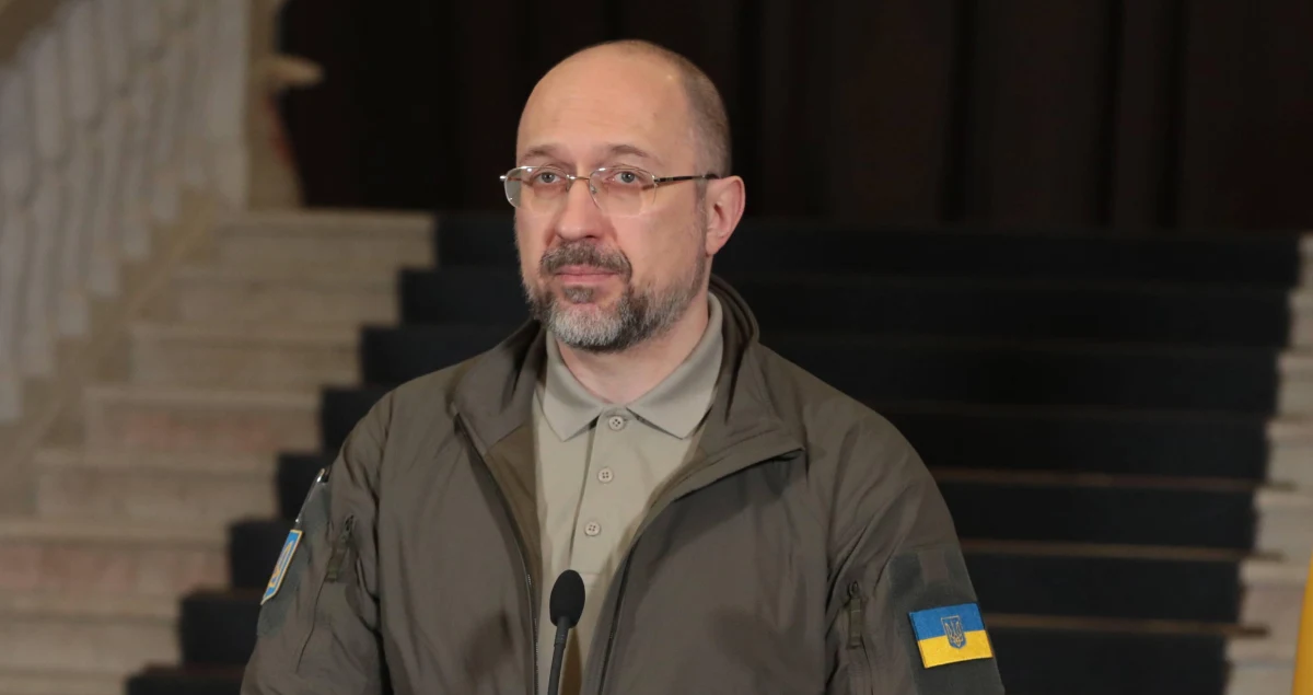 Ukraina będzie potrzebowała w tym roku dodatkowych 17 miliardów dolarów na naprawę sieci energetycznych oraz rozminowywanie i odbudowę infrastruktury - poinformował premier Ukrainy Denys Szmyhal. 