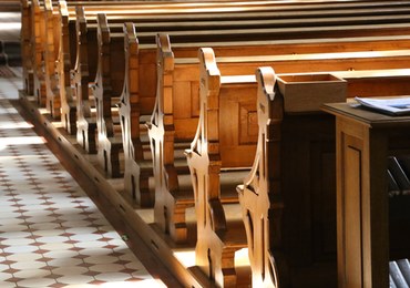Utopił figurkę Jezusa w chrzcielnicy. Dewastacja kościoła w Koziegłowach