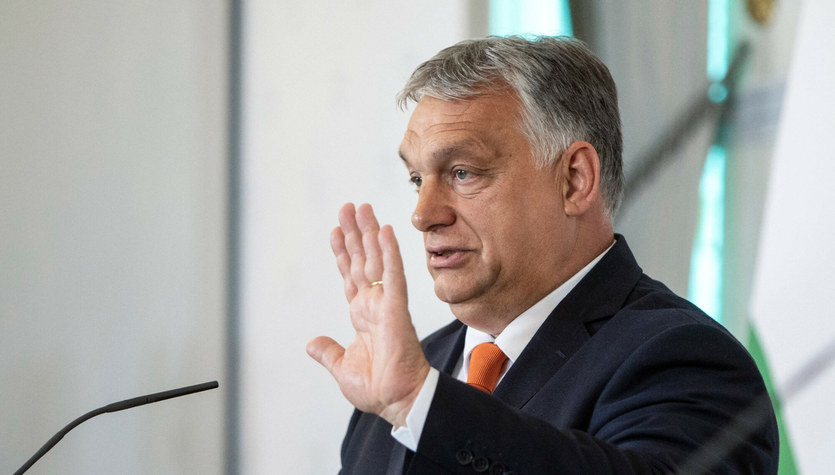Poland without invitation from Viktor Orban.  The Prime Minister’s Office translates