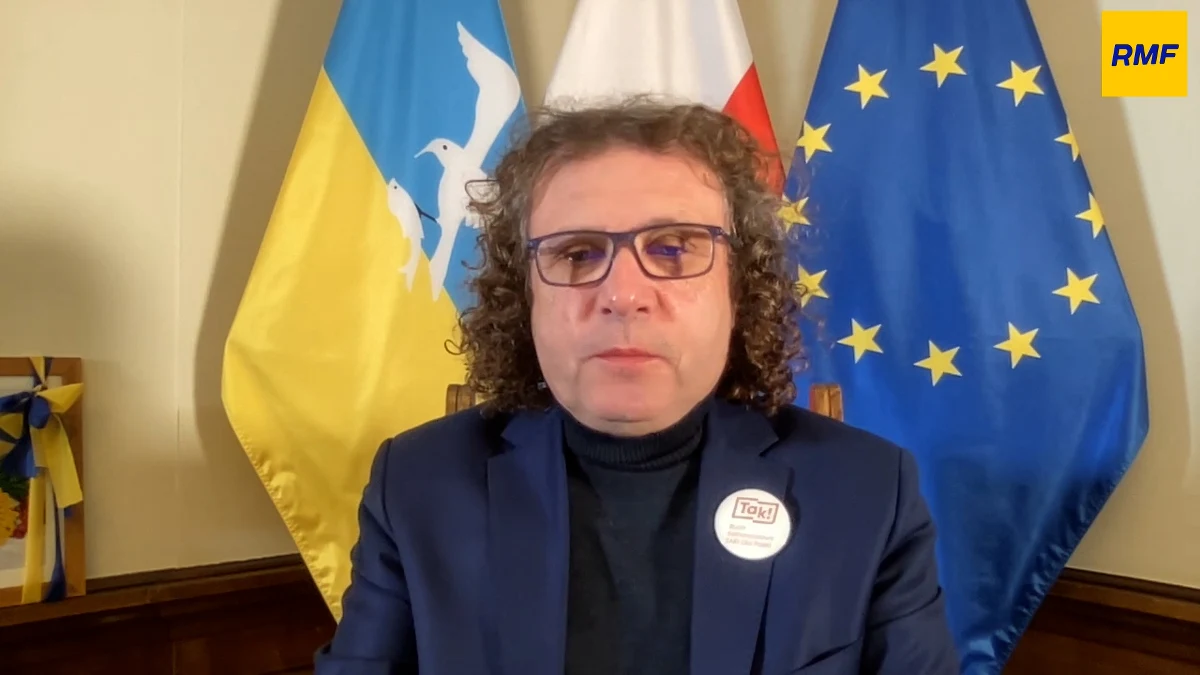 "Chcemy iść jak najszerszą listą. Uważamy, że taka jest potrzeba. Żeby pokonać złe rządy Zjednoczonej Prawicy, trzeba iść w jak najszerszym bloku. Jesteśmy na końcu porozumienia co do paktu senackiego. (...) Widać, że jest to już na finiszu. Myślę, że od nas będzie startowało od ośmiu do dziesięciu osób na senatorów. Chcemy, żeby ta opozycja jak najszerzej się dogadała" - mówił prezydent Sopotu Jacek Karnowski, który był Gościem Krzysztofa Ziemca w RMF FM. Prowadzący pytał swojego rozmówcę, czy samorządowcy z ruchu Tak! Dla Polski wiedzą już, z kim i w jakiej formie będą startowali do wyborów parlamentarnych.