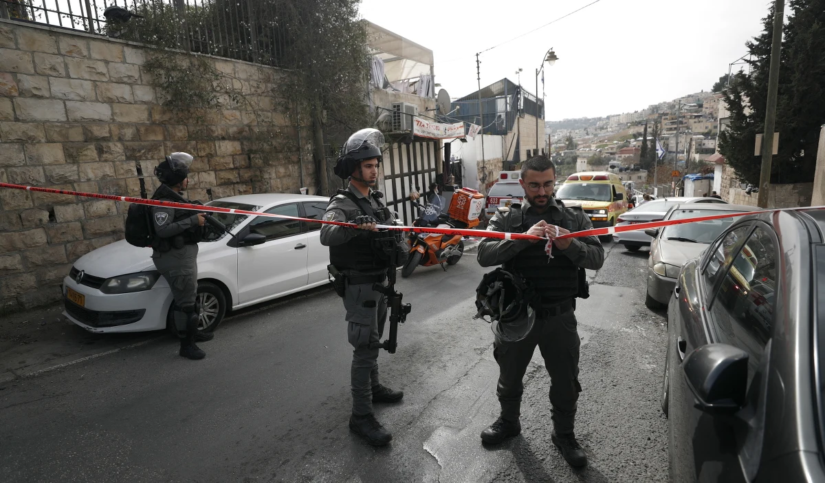 W sobotę w Jerozolimie doszło do kolejnej strzelaniny, w której ranne zostały dwie osoby. Izraelska policja twierdzi, że był to atak terrorystyczny. 13-letni napastnik został "zneutralizowany". W piątek we wschodniej części miasta palestyński zamachowiec zastrzelił siedem osób przed jedną z synagog.