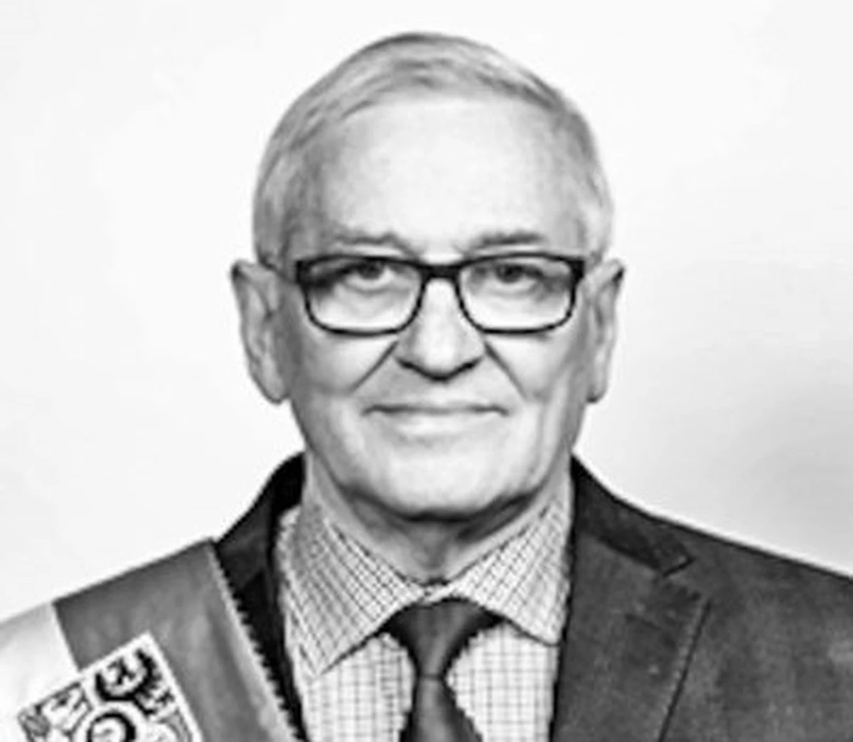 ​W wieku 76 lat zmarł radny Rady Miejskiej Wrocławia Andrzej Puzio - poinformował w sobotę przewodniczący Rady Miejskiej Wrocławia Sergiusz Kmiecik.