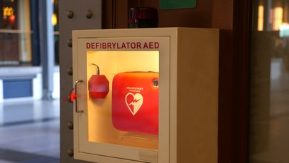 Defibrylatory dostępne w centralnych miejscach Włodawy 