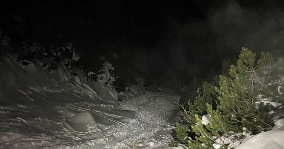 Dwóch polskich wspinaczy zginęło w lawinie w słowackich Tatrach. Do wypadku doszło w rejonie Lodospadów Grosza w Dolinie Staroleśnej. 