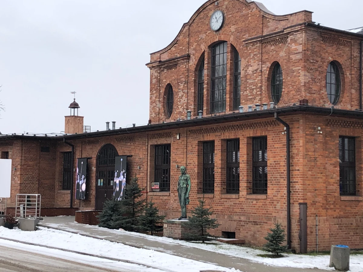 Mija 100 lat od największej katastrofy w historii górnictwa w Bytomiu. 31 stycznia 1923 roku, w niemieckiej wówczas kopalni Heinitz (Heinitzgrube), działającej po wojnie aż do 2004 roku jako kopalnia Rozbark, zginęło 145 górników. W mieście trwają dziś uroczystości upamiętniające to tragiczne wydarzenie.