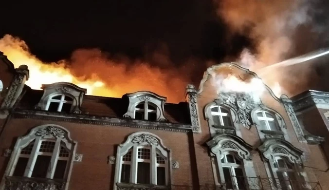 Śląskie: Pożar w kamienicy. Ewakuowano 14 osób