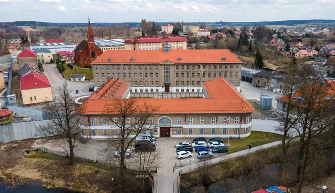 Tortury, podduszanie i podtapianie w zakładzie karnym? Wstrząsający raport