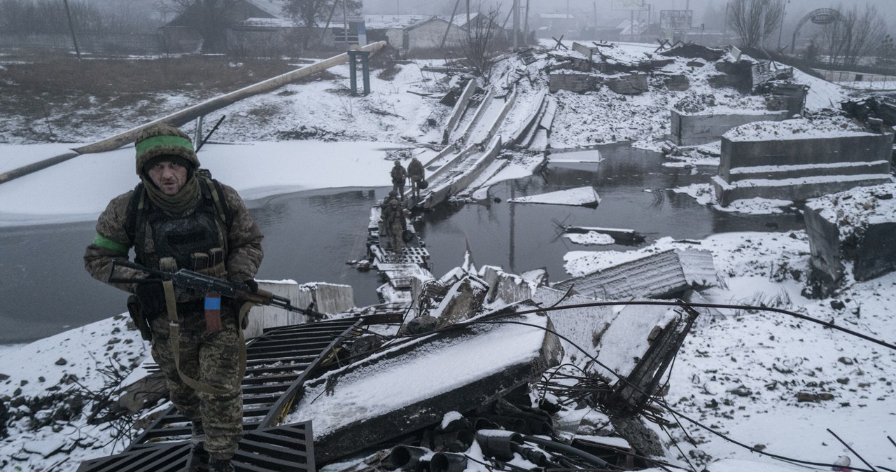 Jeden z ukraińskich pułkowników zdradził w wywiadzie dla The New York Times, że doniesienia o słabo wyposażonych Rosjanach na froncie to "więcej propagandy TikToka niż rzeczywistości", zapewniając, że wróg jest dobrze przygotowany.