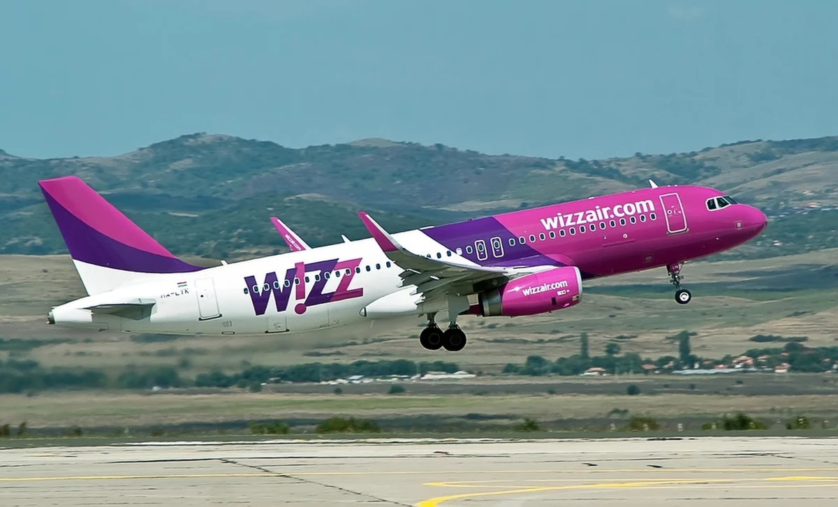 Pasażerowie, którzy od dwóch dni czekają w Maroku na wylot do Polski, otrzymali karty pokładowe. Naprawa samolotu linii Wizz Air dobiega końca i planowany start ogłoszono na środę po południu. 