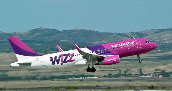 Pasażerowie, którzy od dwóch dni czekają w Maroku na wylot do Polski, otrzymali karty pokładowe. Naprawa samolotu linii Wizz Air dobiega końca i planowany start ogłoszono na środę po południu. 