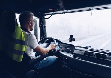 Nawet 150 tysięcy kierowców ciężarówek brakuje w Polsce