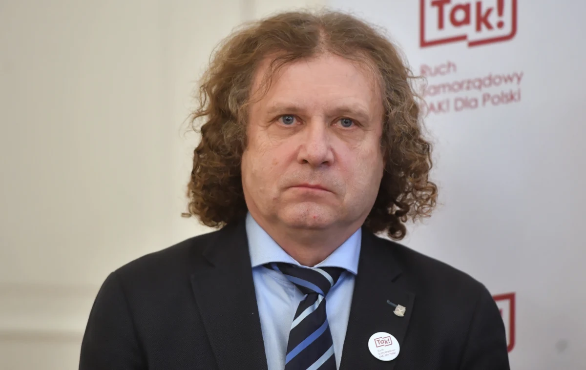 "Czasu jest coraz mniej. Bijemy na alarm, żeby przyspieszyć te rozmowy" - mówi w rozmowie z RMF FM Jacek Karnowski, prezydent Sopotu, a zarazem prezes Ruchu Samorządowego Tak! Dla Polski. Samorządowiec ostrzega przed możliwą - jego zdaniem - klęską polskiej opozycji. Jak mówi, maksymalnie w ciągu dwóch miesięcy opozycja powinna ustalić, w jakim kształcie będzie startować w wyborach. W przeciwnym razie polska opozycja może podzielić los węgierskiej.