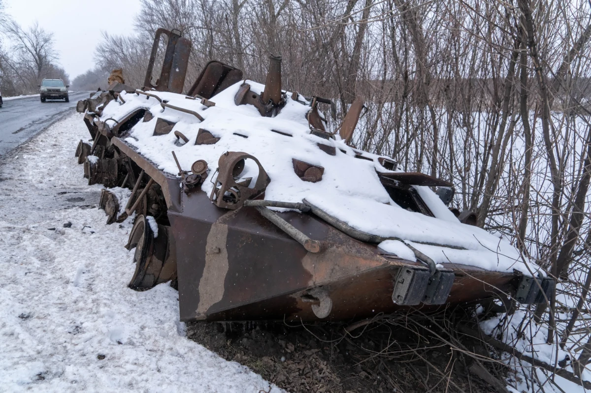 Wojska rosyjskie najprawdopodobniej szykują się do decydującej operacji ofensywnej w obwodach donieckim i ługańskim na wschodzie Ukrainy. Może do niej dojść w lutym lub w marcu - ocenia Instytut Studiów nad Wojną (ISW) w swoim najnowszym raporcie.
