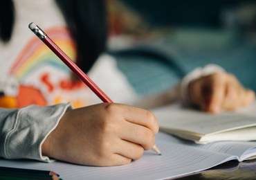 ​14-latek, który postrzelił siostrę - pod szczególną opieką matki