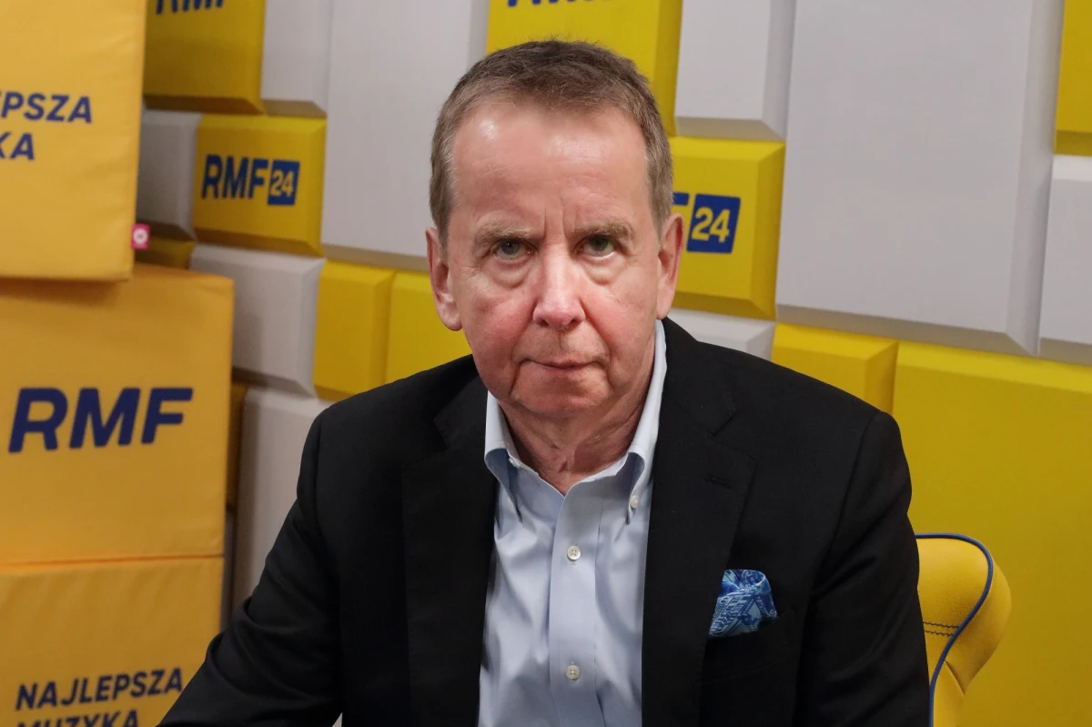 "Przygotowaliśmy się do tego. O tym, że będą sankcje, wiemy od czerwca. Było dość sporo czasu, żeby się przygotować" - mówił w Rozmowie w południe w RMF FM główny ekonomista PKN Orlen Adam Czyżewski, pytany o wchodzący w życie w niedzielę unijny zakaz importowania rosyjskich produktów naftowych, w tym m.in. diesla. "Nie widzę powodu do wzrostów cen. Braków paliw nie powinno być" - zapewniał. 