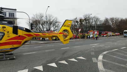 Wypadek karetki w Warszawie. Lądował śmigłowiec LPR