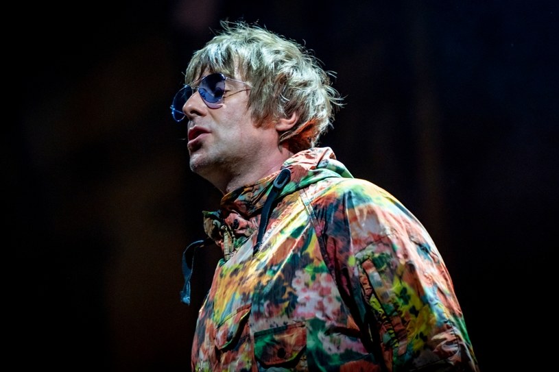 Liam Gallagher na Twitterze podzielił się informacją o swoim stanie zdrowia. Muzyk niedawno przeszedł operację biodra, a obecnie rozpoczyna rehabilitację. 