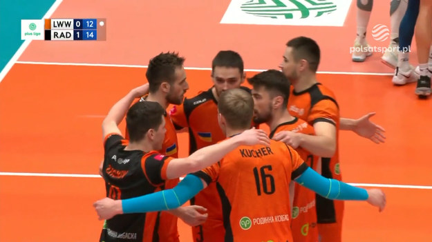 Skrót meczu 23. kolejki PlusLigi Barkom-Każany Lwów – Cerrad Enea Czarni Radom 0:3 (16:25, 17:25, 25:27)

