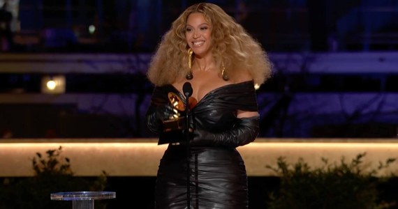 Beyoncé i Harry Styles triumfowali w niedzielę na 65. gali wręczenia prestiżowych nagród muzycznych Grammy. Piosenkarka pobiła dotychczasowy rekord Georga Soltiego pod względem liczby zdobytych łącznie statuetek. Styles odebrał m.in. nagrodę za album roku.