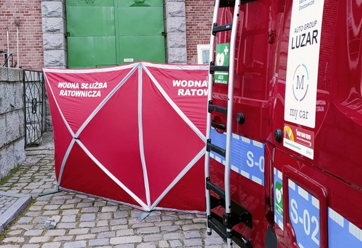 Ciało zaginionego i poszukiwanego od soboty 24-letniego Bartosza znaleziono dziś w Odrze we Wrocławiu. Tę informację potwierdza policja.