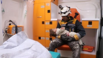 Dramatyczna akcja ratunkowa w Syrii: Spod gruzów wyciągnięto dziecko