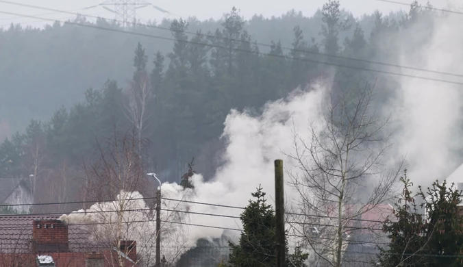 Wydano ostrzeżenia w związku ze smogiem. Najgorzej jest na Śląsku