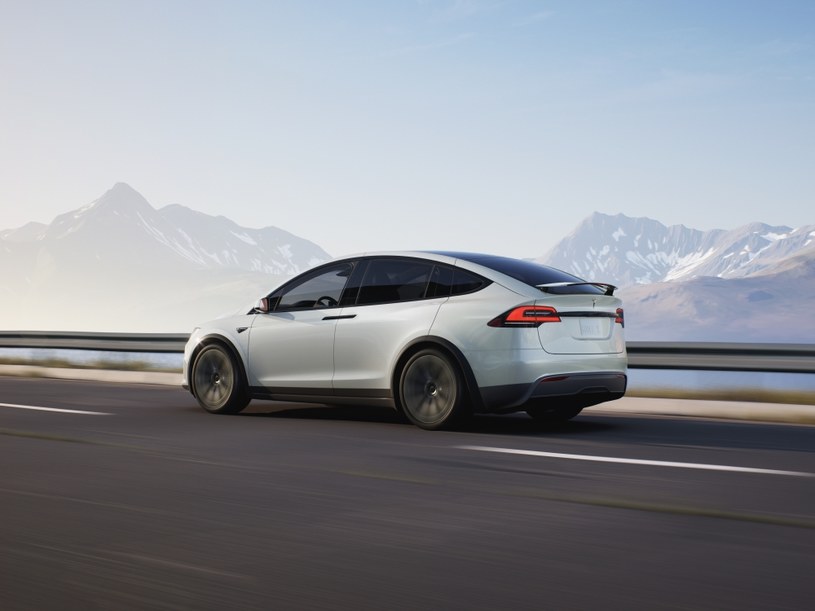 Tesla Model X - najważniejsze informacje