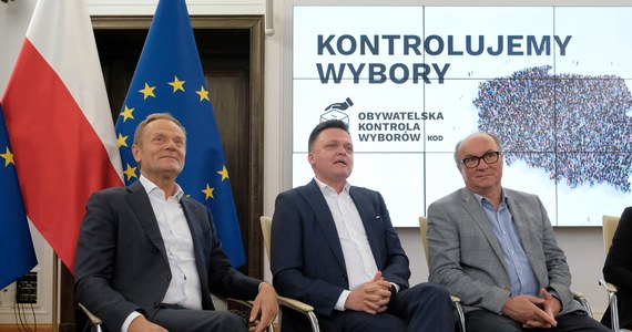 Opozycja zdobyłaby większość w Sejmie zarówno przy starcie z jednej listy, jak i w sytuacji, gdy wyborczą koalicję zbudowałaby tylko Polska 2050 i PSL – wynika z sondażu United Surveys dla RMF FM i "Dziennika Gazety Prawnej". 