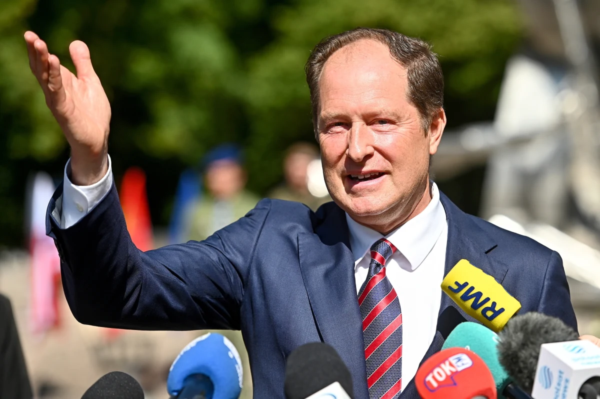 To dla mnie zaszczyt być w Waszym kraju w tym historycznym momencie - napisał ambasador Stanów Zjednoczonych Mark Brzezinski we wpisie zamieszczonym w środę w mediach społecznościowych. "Dziękuję, Polsko!" - dodał.
