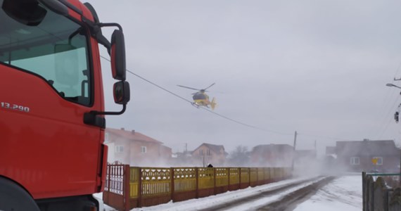 Tragiczne zdarzenie w Wygnanowie koło Opoczna w województwie łódzkim. Najpewniej w wyniku zatrucia pokarmowego zmarł czteroletni chłopczyk - dowiedzieli się reporterzy RMF FM. Matka wraz dwójką pozostałych dzieci trafiła do szpitala. 