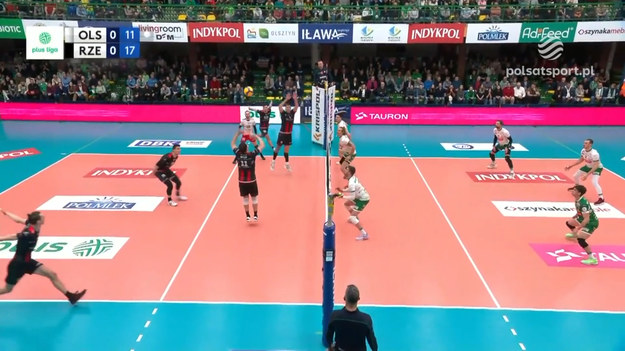 Skrót meczu 24. kolejki PlusLigi Indykpol AZS Olsztyn - Asseco Resovia Rzeszów 1:3 (14:25, 22:25, 25:22, 32:34).

