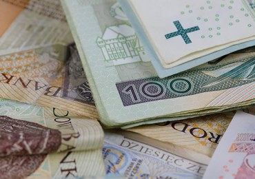 Wnuczka ukradła dziadkowi ponad 60 tys. zł. Usłyszała zarzuty 