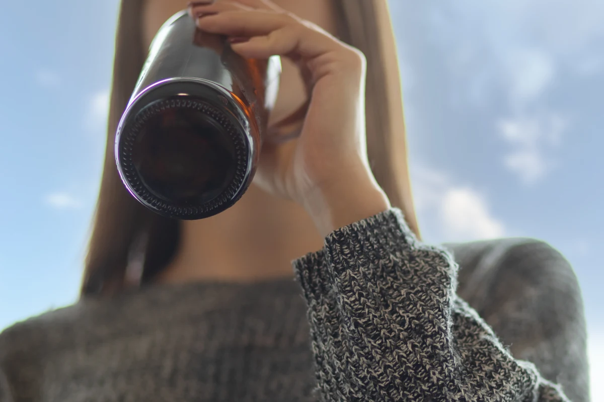 Policja z Grodziska Wlkp. interweniowała w sprawie dwóch pijanych dziewczyn. Stan upojenia 14-latek był tak znaczny, że nie pozwalał na przeprowadzenie badania alkomatem. Nastolatki trafiły do szpitala.