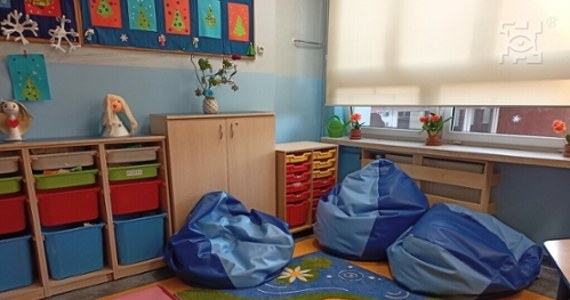 Miejsca integracyjne dla dzieci z Polski i Ukrainy utworzono przy wsparciu UNICEF-u w 19 szkołach w Lublinie. Wyposażenie strefy odpoczynku i spotkań kosztowało ponad 320 tys. zł. Do placówek edukacyjnych w mieście uczęszcza 2,1 tys. uczniów z Ukrainy.
