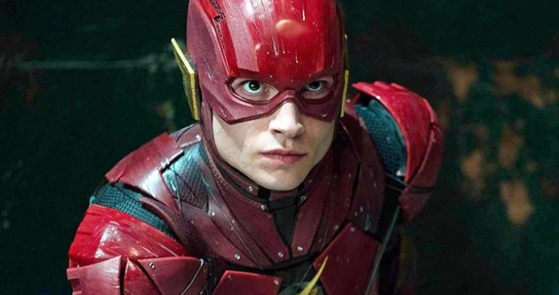 "The Flash" mimo wielu problemów, w końcu trafi do kin w czerwcu tego roku. W sieci pojawił plakat promujący film. Zdradził, że w produkcji pojawi się postać Batmana.