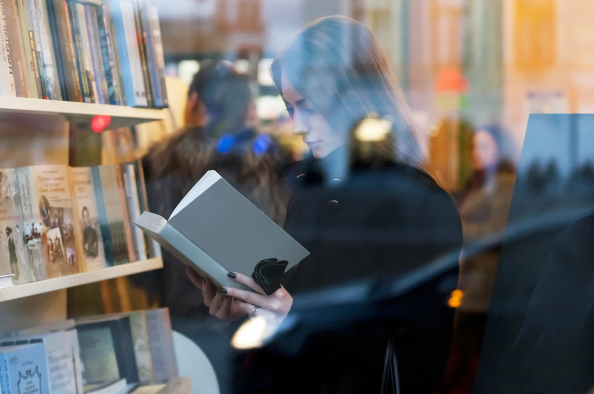 ​Do środy można zgłaszać książki do tegorocznej edycji Poznańskiej Nagrody Literackiej. Wyróżnienie przyznawane jest w dwóch kategoriach - za całokształt twórczości - Nagroda im. Adama Mickiewicza, i za znaczący dorobek twórczyń i twórców, którzy nie ukończyli 35 lat - stypendium im. Barańczaka.