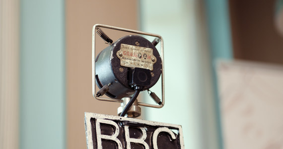 ​W Światowym Dniu Radia opowiemy o radiu, jakiego nie znacie. BBC Radio 4 - kanał brytyjskiej rozgłośni publicznej - posiada niezwykle istotną funkcję dla obronności Wielkiej Brytanii. Jego ewentualne zaprzestanie nadawania wpłynie na kluczową decyzję kapitanów okrętów, na których znajdują się głowice atomowe.