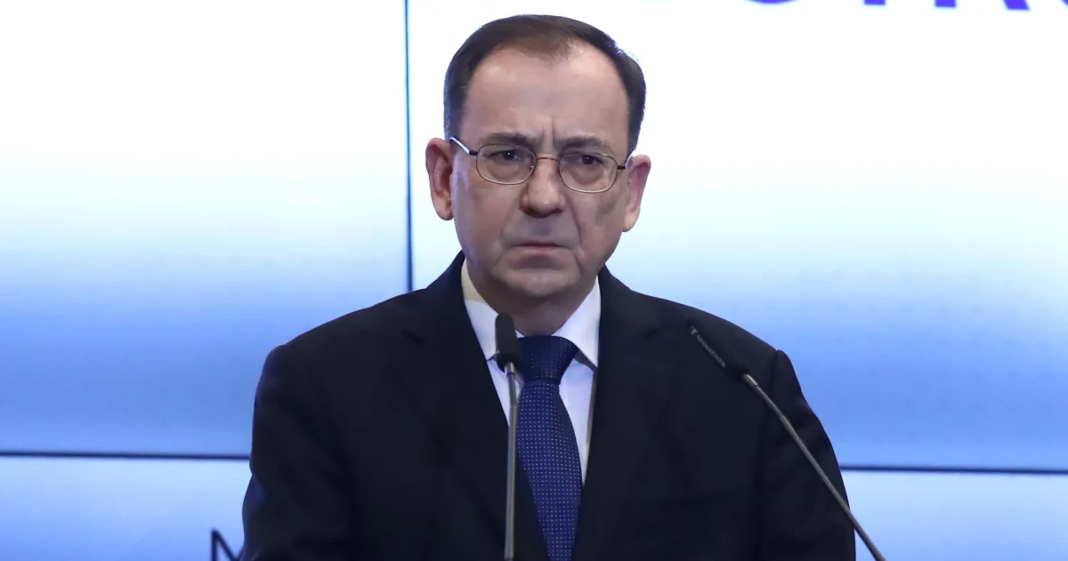 Szef MSWiA Mariusz Kamiński zadeklarował, że na represje na Białorusi Polska będzie reagować nie tylko werbalnym oburzeniem, ale także czynami. Pytany o zamknięcie przejść granicznych zapowiedział, że jeśli represje wobec Polaków będą trwały, zostaną podjęte kolejne kroki.