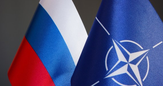 Rosną niepokoje w Mołdawii. Pojawiające się doniesienia o możliwych próbach, jakie podejmie Kreml, by zachwiać porządkiem demokratycznym w tym kraju mogą sugerować, że Rosja będzie starać się przygotować grunt pod otwarcie nowego frontu - w Naddniestrzu. Zastępca sekretarza generalnego NATO uspokaja: Rosja na razie nie ma wystarczających sił.
