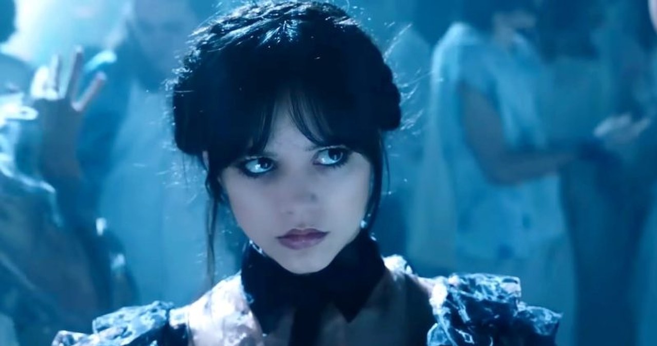 Jenna Ortega w eleganckiej stylizacji. Inna gwiazda skradła show?