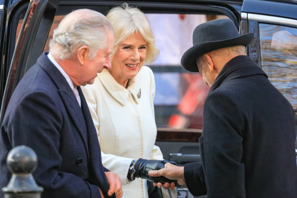 Po raz pierwszy od prawie 300 lat brytyjska królowa-małżonka będzie koronowana już istniejącą koroną, a nie specjalnie wykonaną z tej okazji. Pałac Buckingham ogłosił, że podczas koronacji Karola III jego żona Camilla założy pochodzącą z 1911 roku koronę Marii Teck.