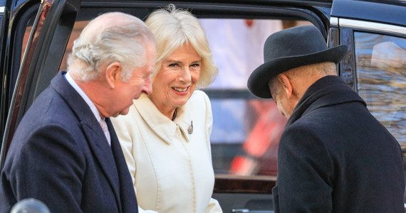 Po raz pierwszy od prawie 300 lat brytyjska królowa-małżonka będzie koronowana już istniejącą koroną, a nie specjalnie wykonaną z tej okazji. Pałac Buckingham ogłosił, że podczas koronacji Karola III jego żona Camilla założy pochodzącą z 1911 roku koronę Marii Teck.