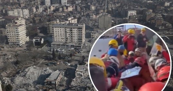 Od niszczycielskiego trzęsienia ziemi w Turcji i Syrii minął ponad tydzień. Każda żywa osoba, którą udaje się wydobyć spod gruzów, to cud. Kolejnym cudem jest uratowanie 42-latki, która w zawalonym budynku przetrwała 222 godziny.
