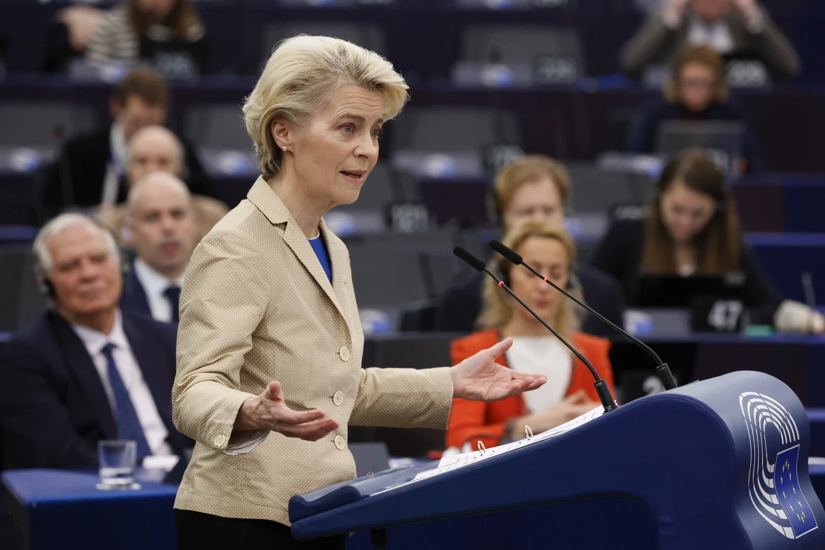 ​Przewodnicząca Komisji Europejskiej Ursula von der Leyen zapowiedziała, że 10. pakiet unijnych sankcji przeciwko Rosji za agresję na Ukrainę będzie zawierał ograniczenia w handlu i eksporcie technologii o wartości 11 mld euro.