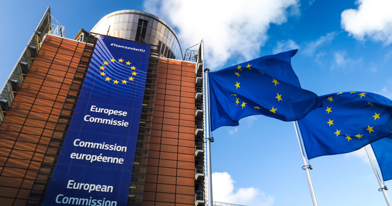 Komisja Europejska kieruje do TSUE skargę przeciwko Polsce w związku z zastrzeżeniami dotyczącymi Trybunału Konstytucyjnego i jego orzecznictwa - informuje brukselska korespondentka RMF FM.
