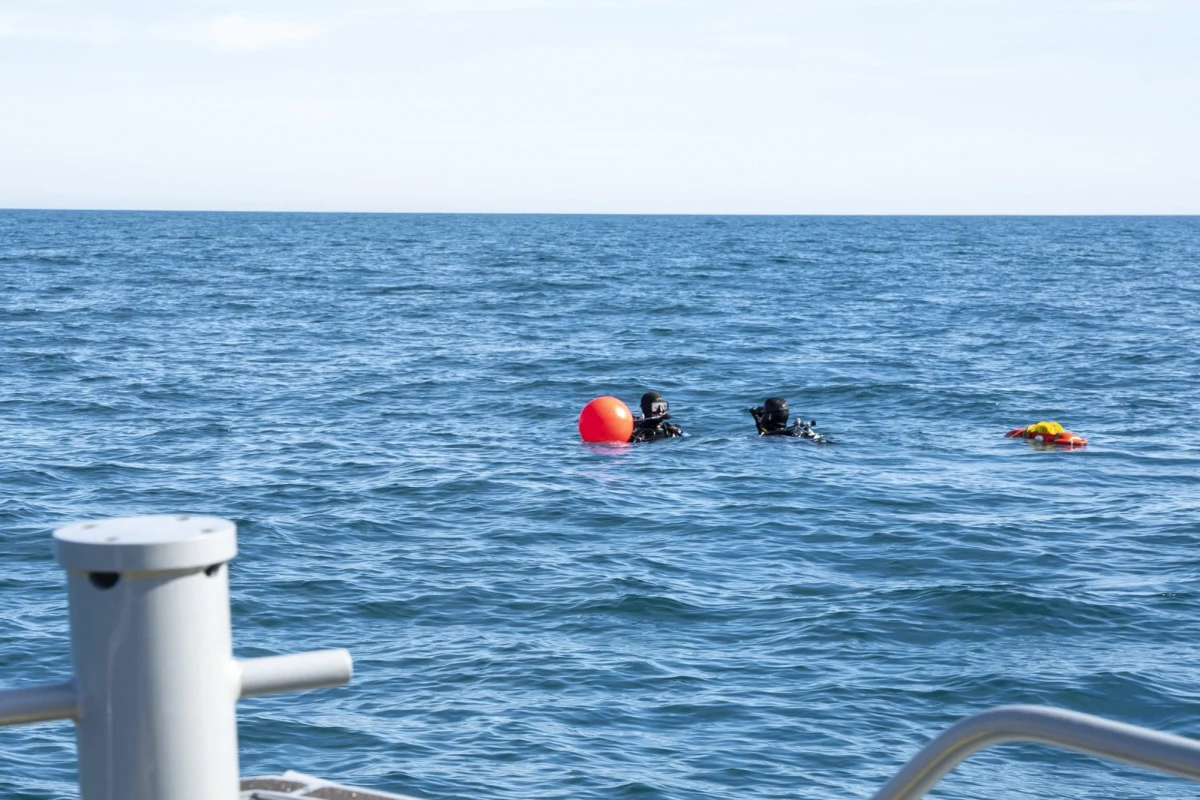 Analitycy amerykańskich służb nie są pewni, czy zestrzelony na początku lutego chiński balon szpiegowski umyślnie przeleciał nad Ameryką Północną, czy zboczył z kursu z uwagi na silne wiatry - podaje w środę "Washington Post". Pierwotny kurs statku powietrznego wskazywał, że jego celem była amerykańska wyspa Guam.