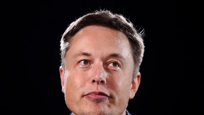 Elon Musk alarmuje: Sztuczna inteligencja jednym z największych zagrożeń